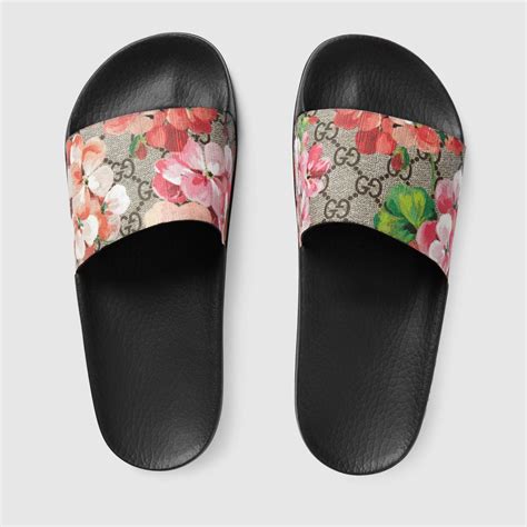 style gucci slide|Gucci slides girl.